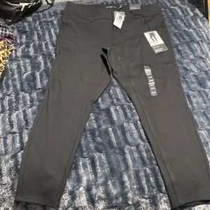 BNWT TORRID pointe stretch 3 button jeggings size 16R